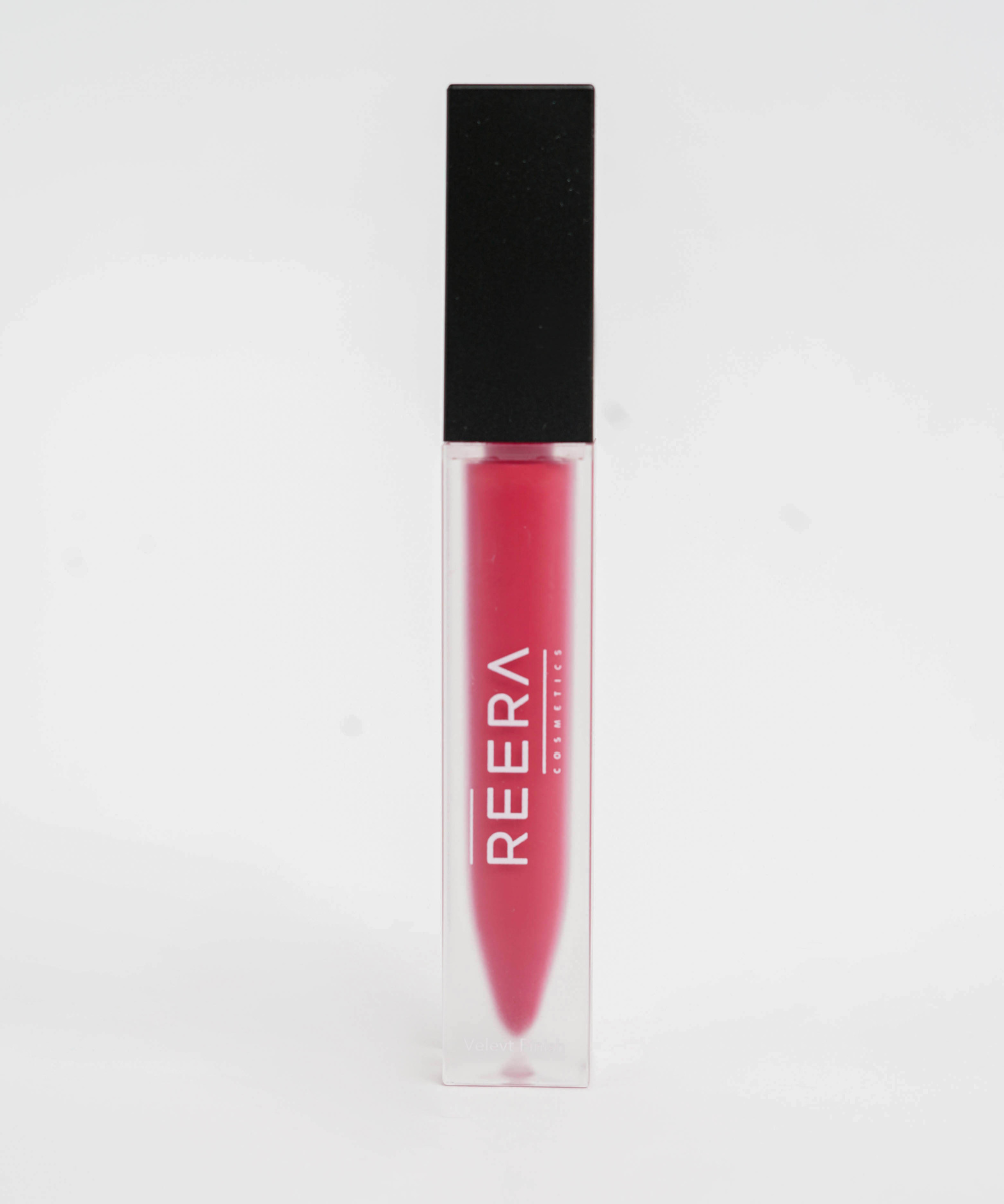 Reera Velvet Finish